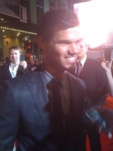  Photos: Taylor Lautner at Sydney Premiere for Abduction