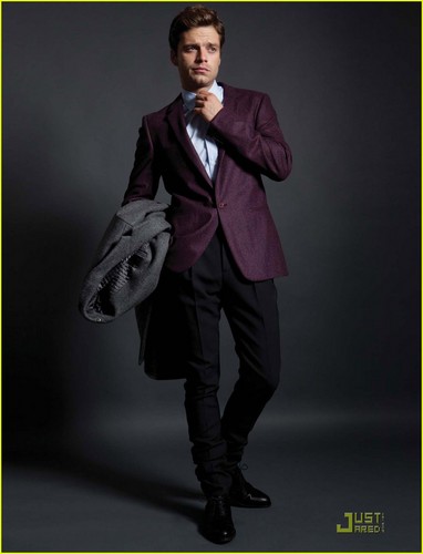  Sebastian Stan: 'August Man' bức ảnh Shoot!