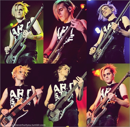  mikey way lee!!