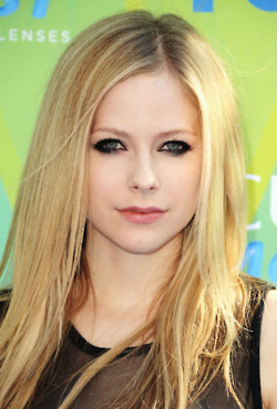  ★ Avril Lavigne★