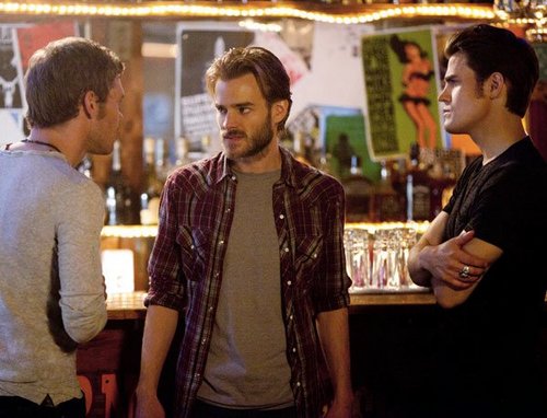  Klaus and Stefan confronting 射线, 雷 in "The Birthday"