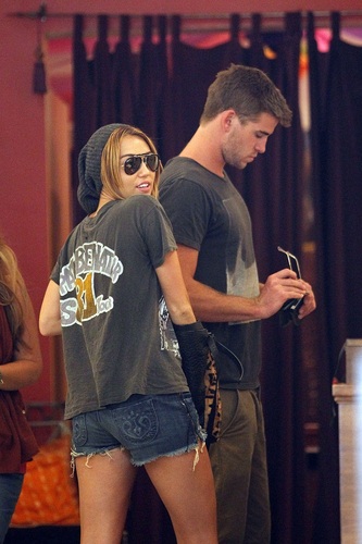  Miley - At the LTH Studio in Los Angeles - August 20, 2011