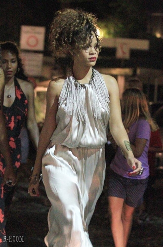  Rihanna - Night out in Porto Fino - August 24, 2011