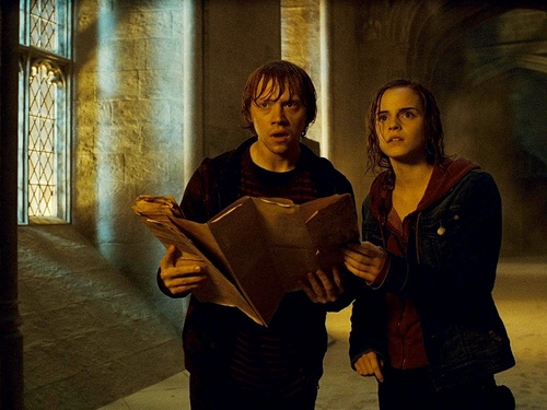  Ron and Hermione karatasi la kupamba ukuta