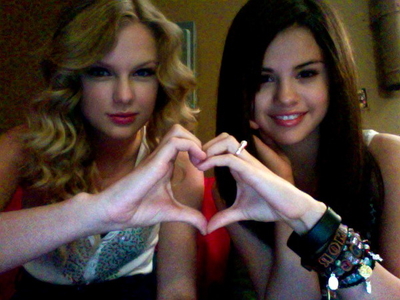  Selena and Taylor diễn xuất cool
