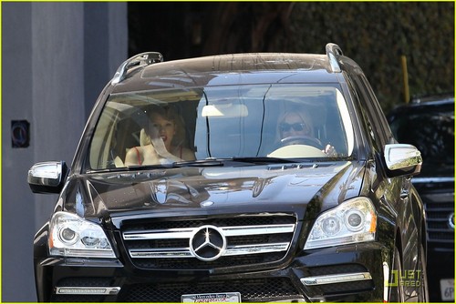  Taylor veloce, swift & Reese Witherspoon: Lunch Date!