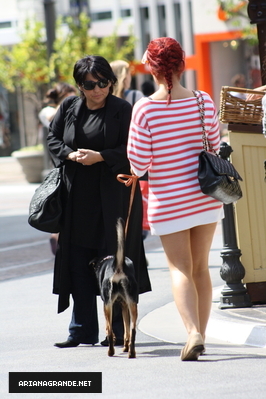  Ariana Grande walking her dog in LA 2011