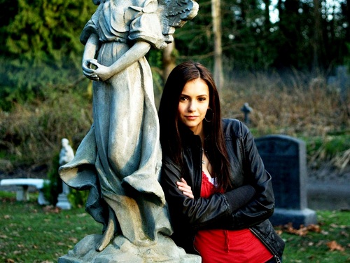  Elena&Katherine দেওয়ালপত্র