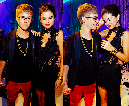  Justin Bieber & Selena Gomez @ The VMAs 2011
