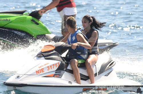 Lourdes Leon in a Bikini on the plage in Nice, France, Aug 28