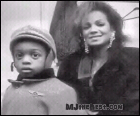  REBBIE WITH HER KIDS