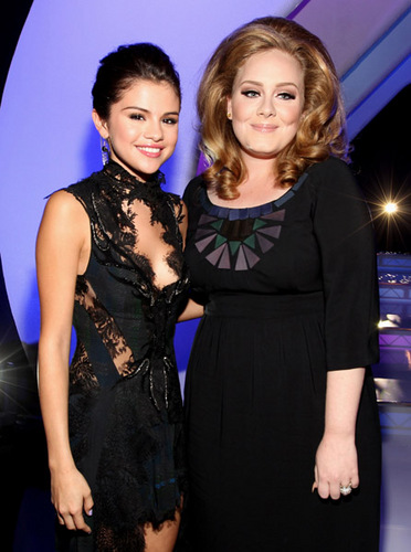  Selena Gomez ~ August 28th- 2011 MTV Video موسیقی Awards
