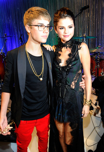  Selena Gomez ~ August 28th- 2011 音乐电视 Video 音乐 Awards