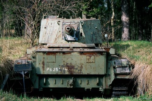  old tank