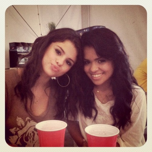  ♫ Selena Gomez Pics ♫