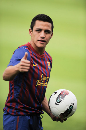  Alexis Sanchez Presentation as FC Barcelona player