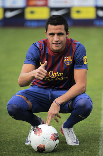  Alexis Sanchez Presentation as FC Barcelona player