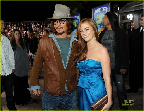  Johnny Depp and Isla Fisher - Rango Premiere
