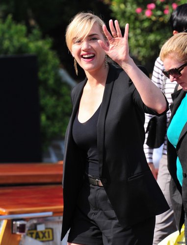  KAte Winslet at 68th Annual Venice International Film Festival: Mildred Pierce Photocall