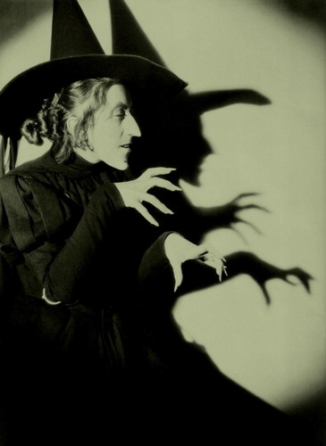  Margaret Hamilton as the Wicked Witch of the West