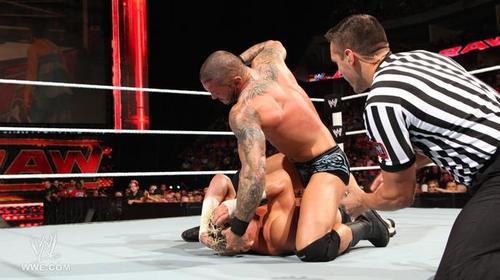  RAW - August 29th, 2011