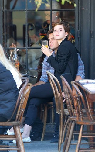  Emma Watson and Johnny Simmons having lunch in Manhattan [Sept. 9th]