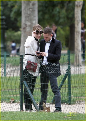  Evan Rachel Wood & Jamie Bell: Parisian Pair