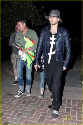  Jared Leto: Chili Cook Off With Balthazar Getty!