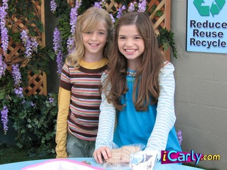  Young Carly & Sam in school