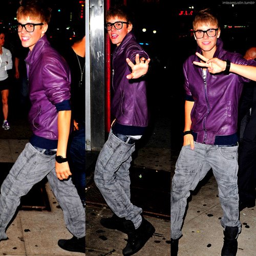  justin bieber at D&G fashion night out :)