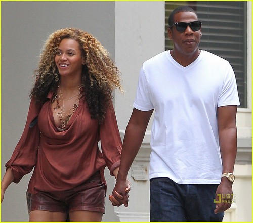  Бейонсе & Jay-Z in Tribeca, New York (September 10th)