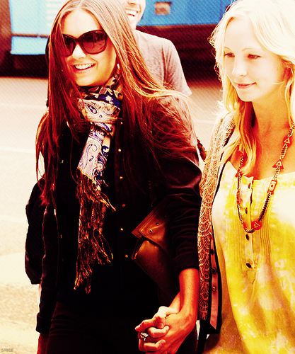  Candice & Nina