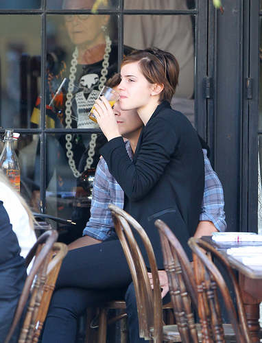 Emma having lunch in Manhattan [September 9]