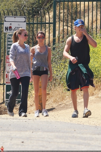  Haylie - Hiking at Runyon Canyon with Ashley tisdale and Austin Butler - June 07, 2011