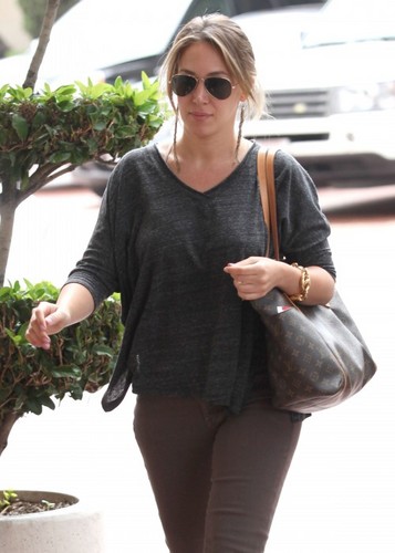  Haylie - Shops at neiman Marcus in Beverly Hills - August 10, 2011
