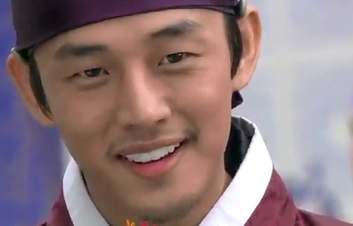  Moon Jae Shin's lovely smile