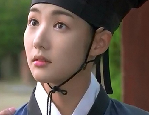  Park Min Young as Daemul in SKKS