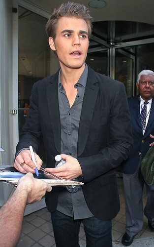  Paul Wesley arriving for 'Live with Regis and Kelly' (September 12).