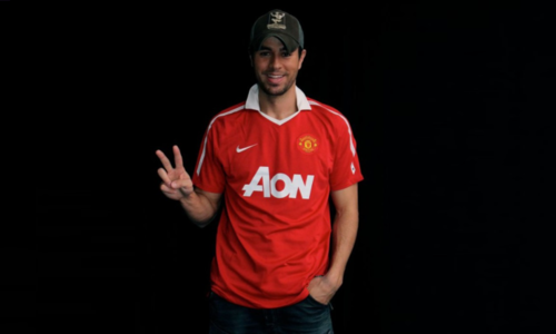 Enrique in Manchester United shirt