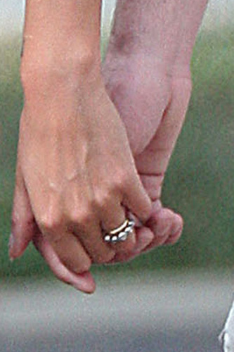  Nikki Reed & Paul McDonald Wearing Wedding Rings!