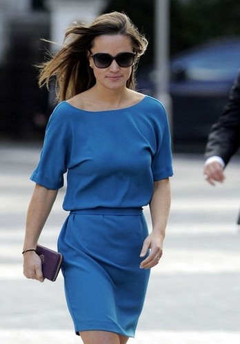  Pippa Middleton in Blue