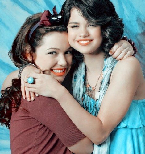 Selena & Jennifer!