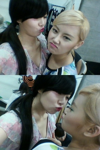  4Minute's Gayoon & Hyuana