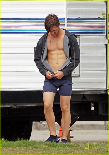 Alex Pettyfer: Shirtless for 'Magic Mike'!