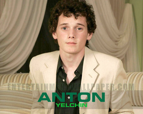  Anton Yelchin!