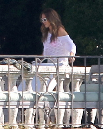  Jennifer - At a friend house in Miami - September 17, 2011