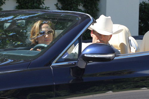  Jennifer Lopez and Jason Statham on Set