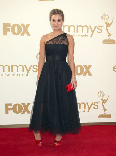 Kaley Cuoco @ 63rd Annual Primetime Emmy Awards - Arrivals (2)