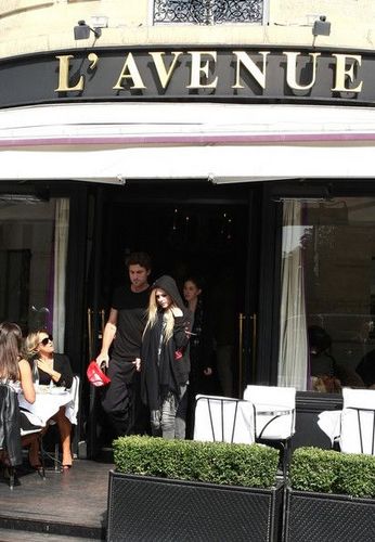  Leaving L'Avenue Restaurant- Paris FR 16.09.11