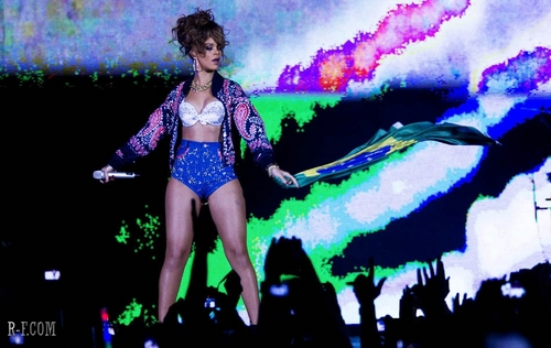  Rihanna - LOUD Tour - Belo Horizonte (Brazil) - September 18, 2011
